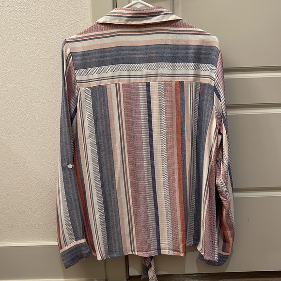 EN CRÈME STRIPPED BUTTON UP LONG SLEEVE BLOUSE - Picture 2 of 6